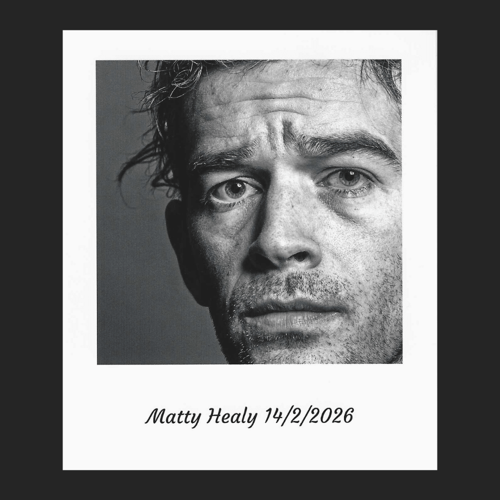 Matty Healy – Black-and-White Photo Print (12 × 10 cm)